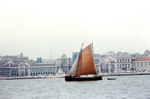 cascais-reinforces-sailing-support-12bffd32